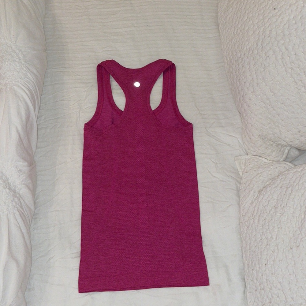 Lululemon Swiftly Tech Racerback Tank Top 2.0 Ripened Raspberry - Picture 2 of 2